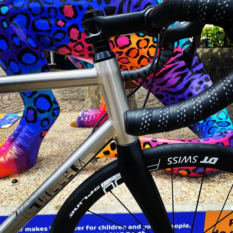 J.Guillem Major Ultegra Di2 R8100-1